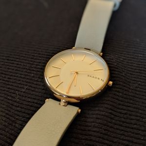 Skagen grey leather rose gold watch